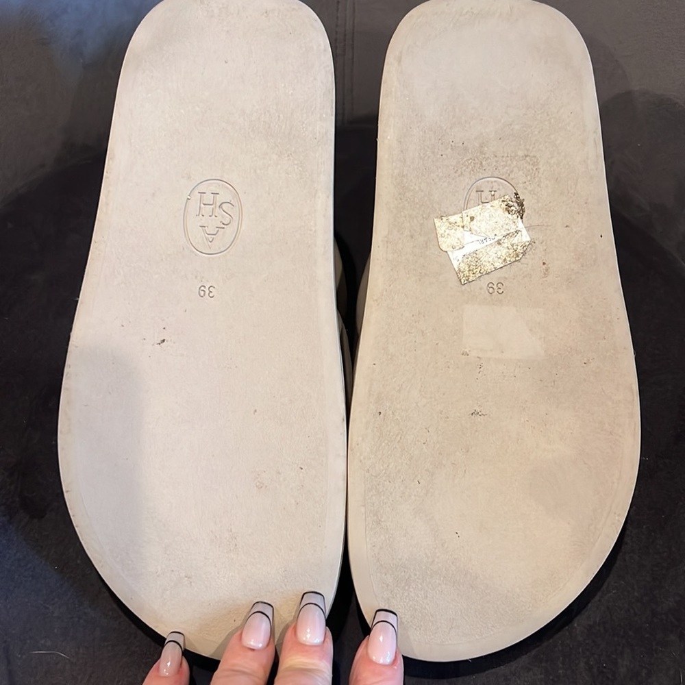 Ash Puffy Strap Slides. Worn Once Inside. Size 9 - image 5
